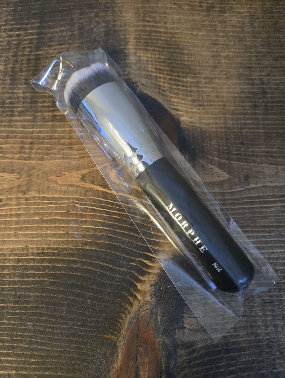 Morphe M444 Deluxe Definition Buffer Brush